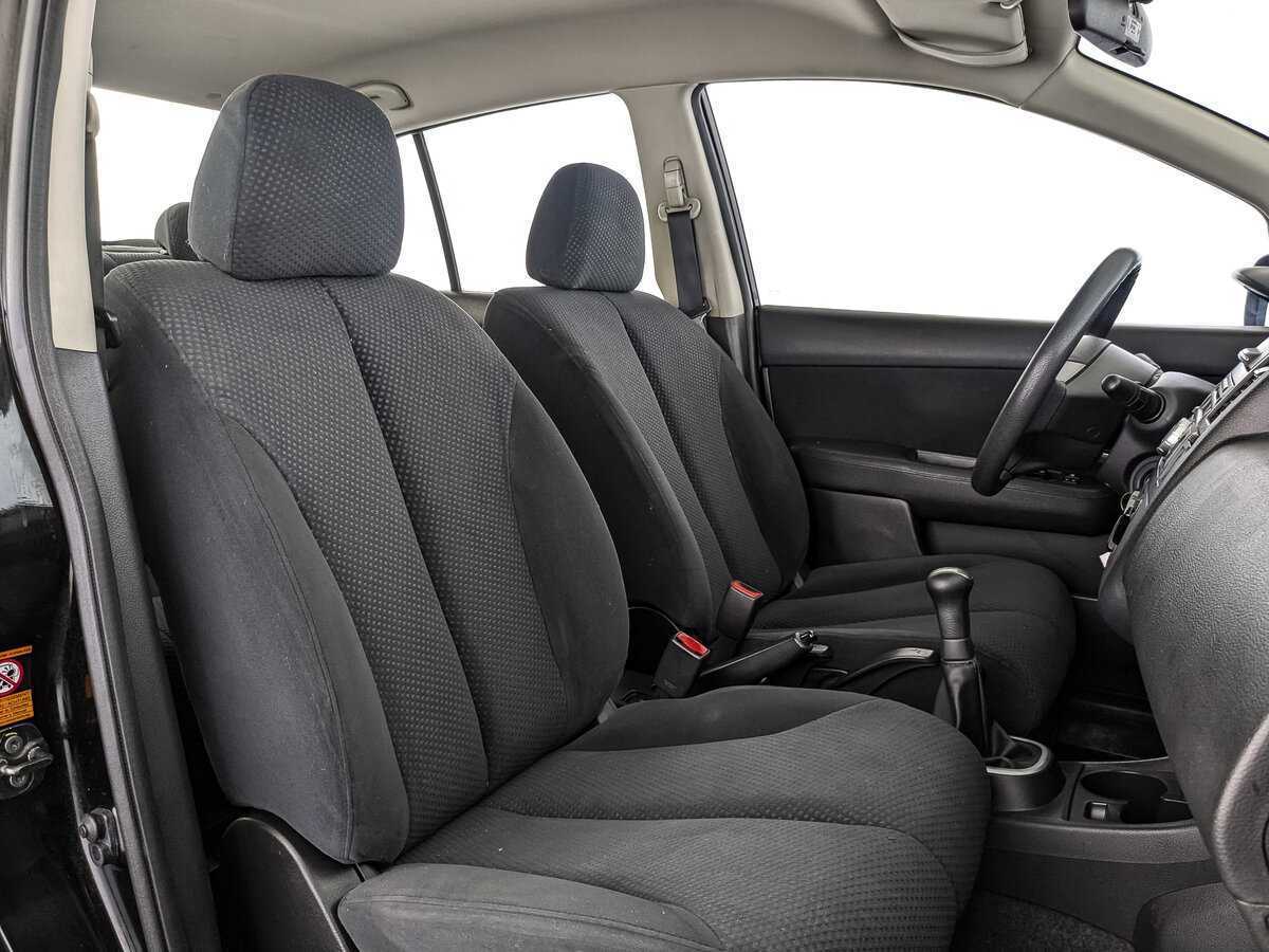 Nissan Tiida с пробегом — 2011 год. Фото: #19