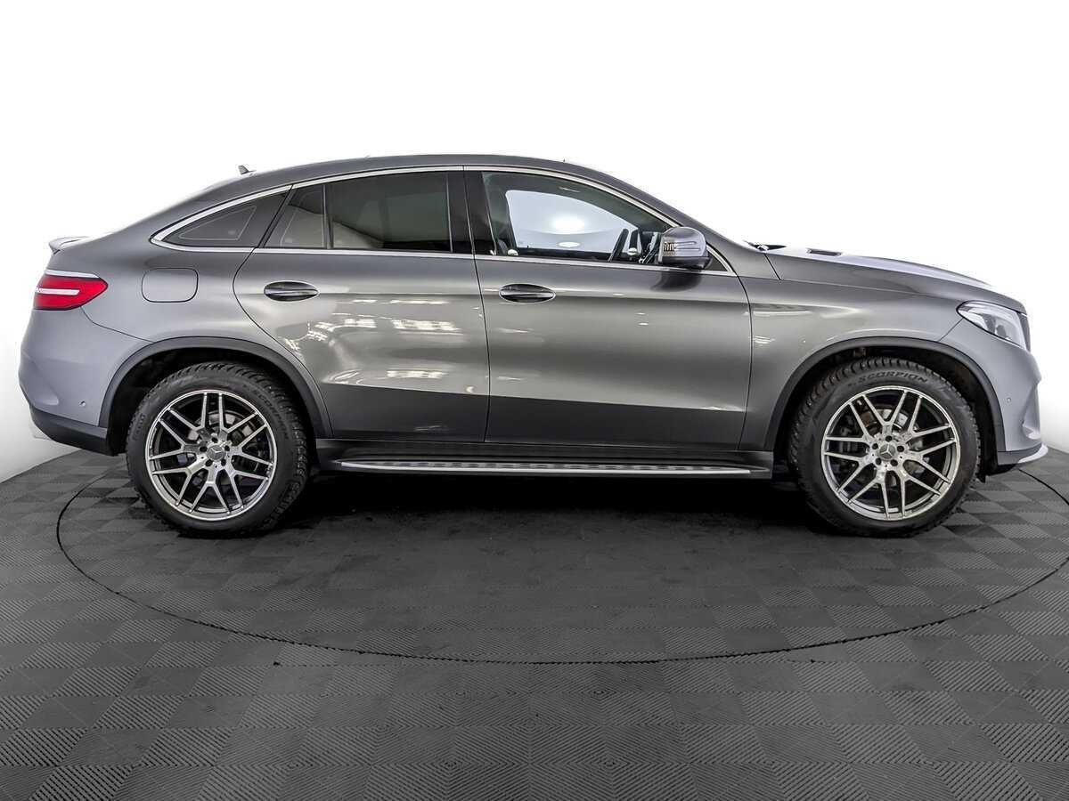 Mercedes-Benz GLE Coupe с пробегом — 2019 год. Фото: #3