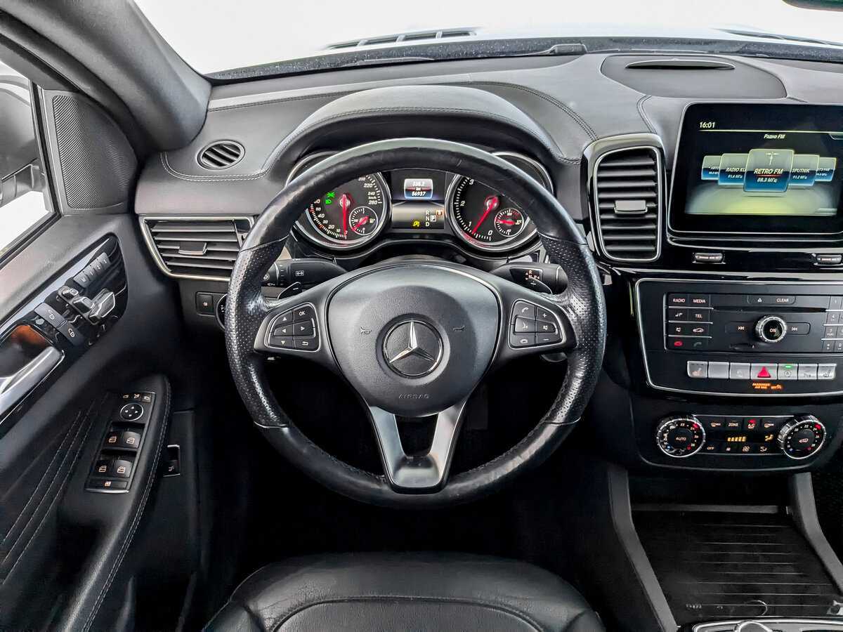 Mercedes-Benz GLE Coupe с пробегом — 2019 год. Фото: #17