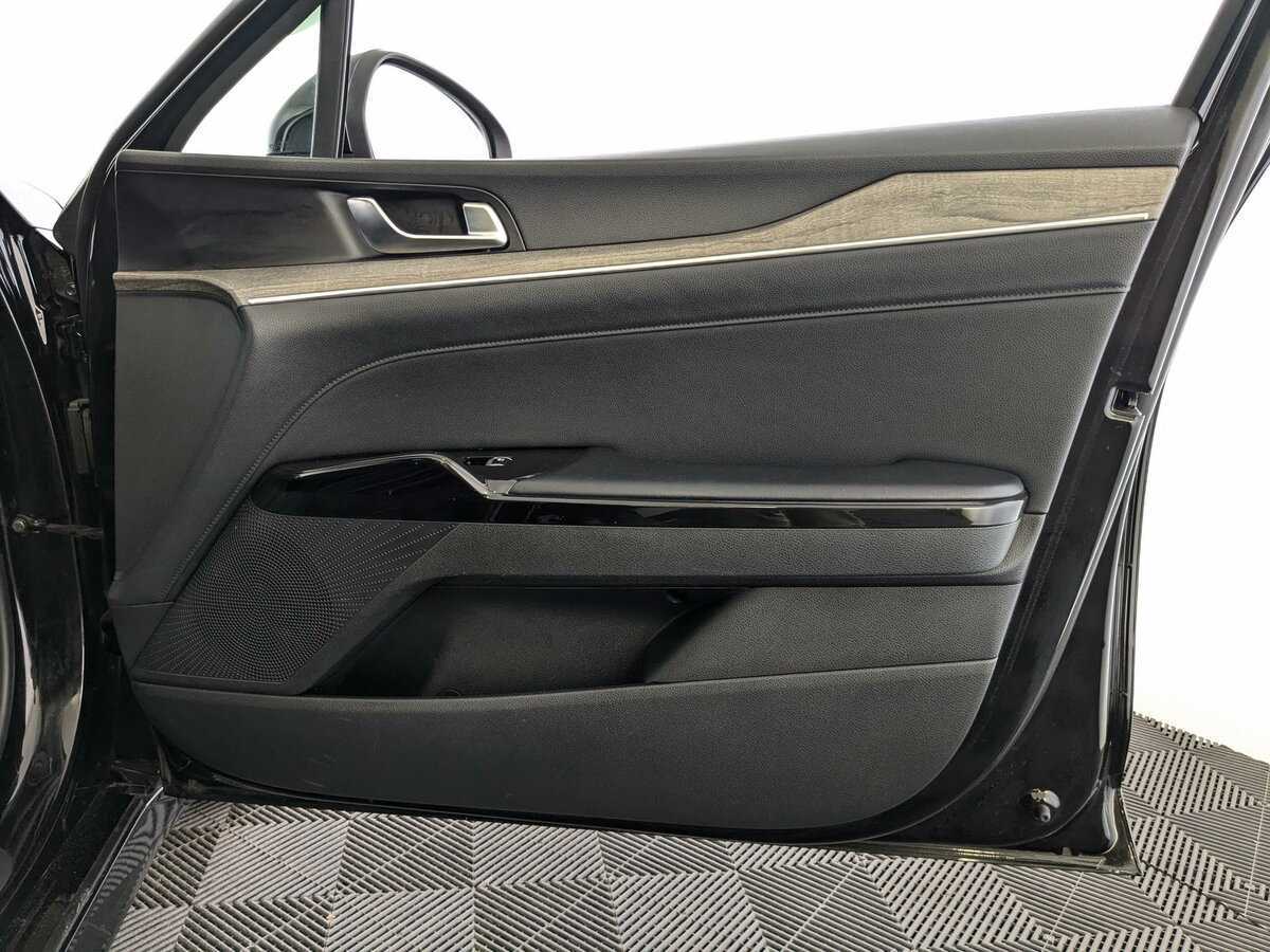 Kia K5 с пробегом — 2020 год. Фото: #20