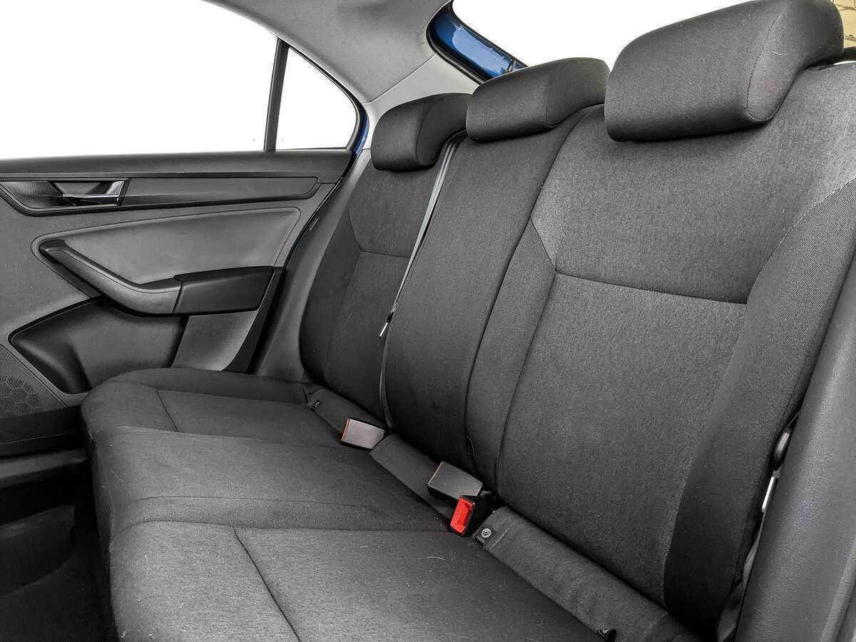 Skoda Rapid с пробегом — 2019 год. Фото: #13