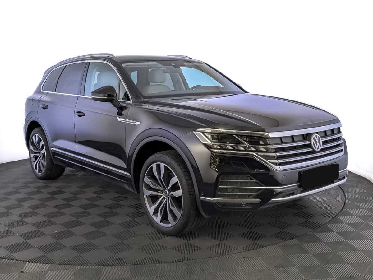 Volkswagen Touareg с пробегом — 2020 год. Фото: #2