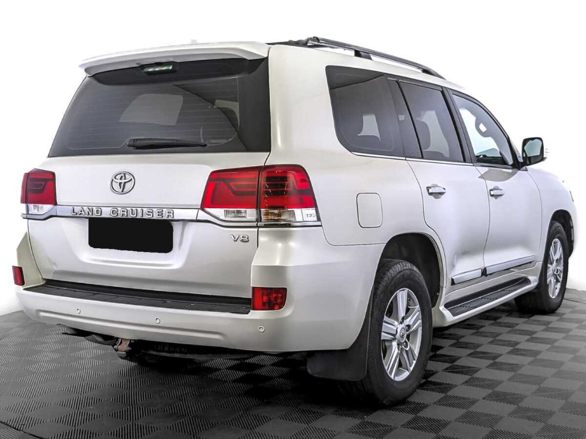Toyota Land Cruiser с пробегом — 2016 год. Фото: #4