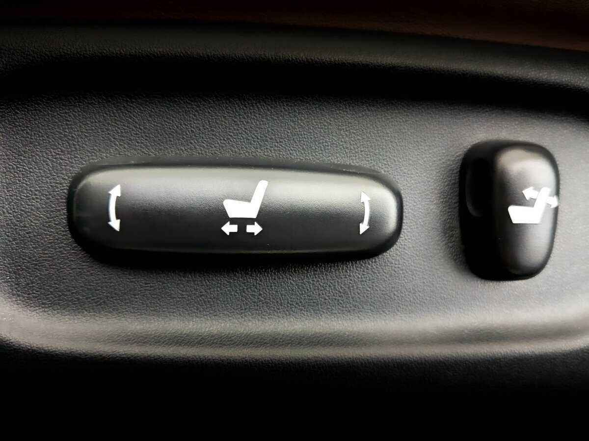 Toyota Land Cruiser с пробегом — 2016 год. Фото: #15