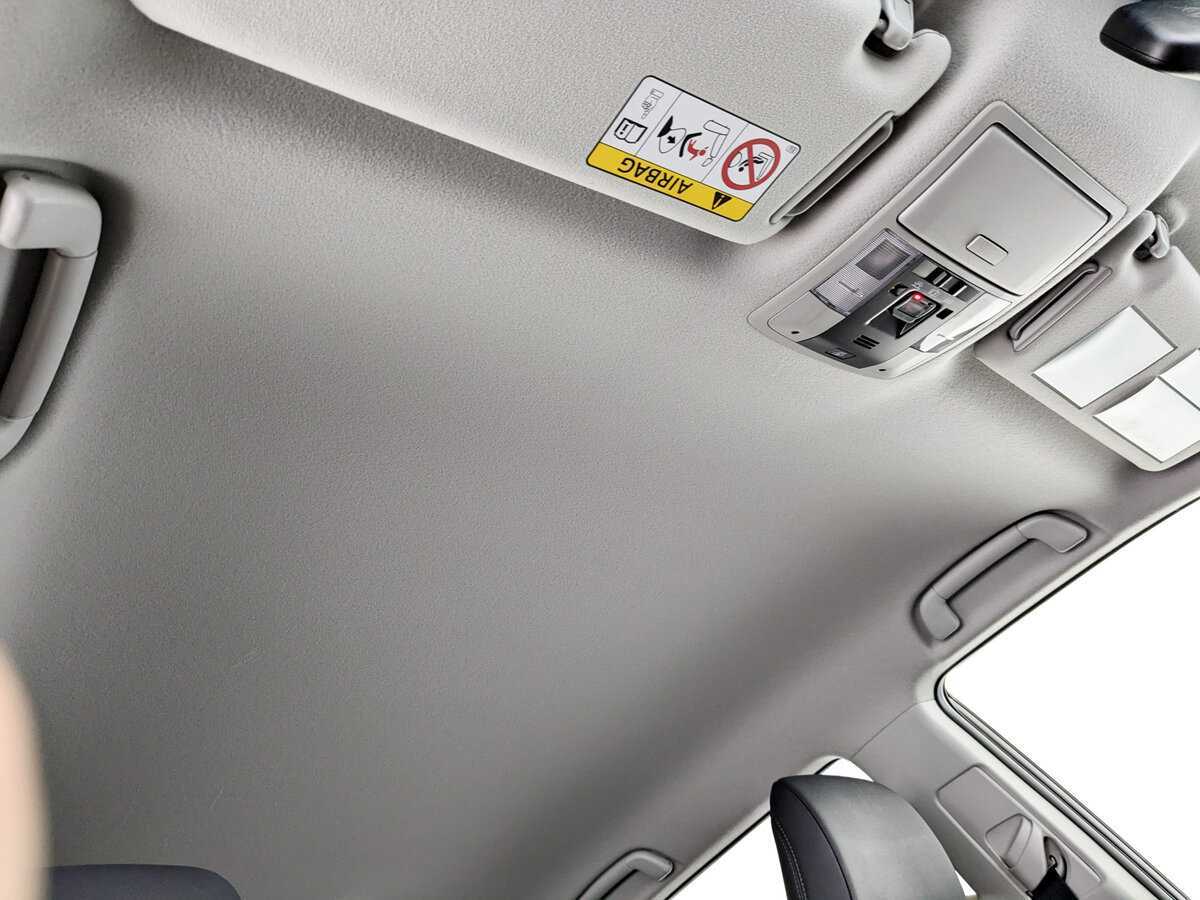 Toyota Land Cruiser Prado с пробегом — 2017 год. Фото: #18