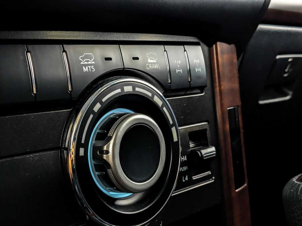 Toyota Land Cruiser Prado с пробегом — 2017 год. Фото: #23