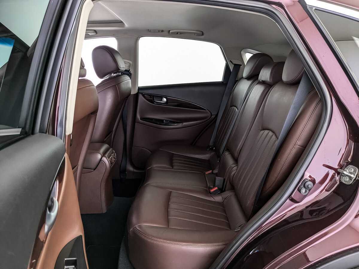 Infiniti EX с пробегом — 2013 год. Фото: #13