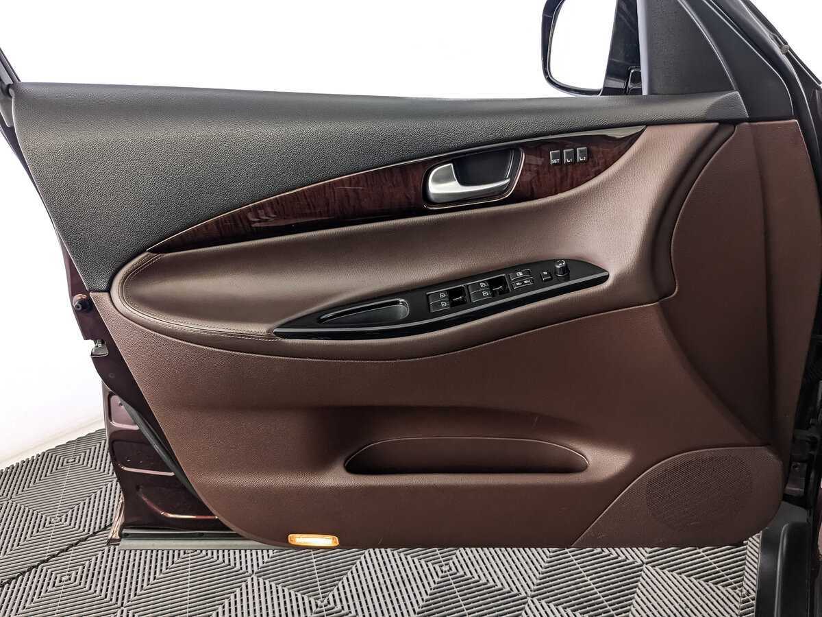 Infiniti EX с пробегом — 2013 год. Фото: #14