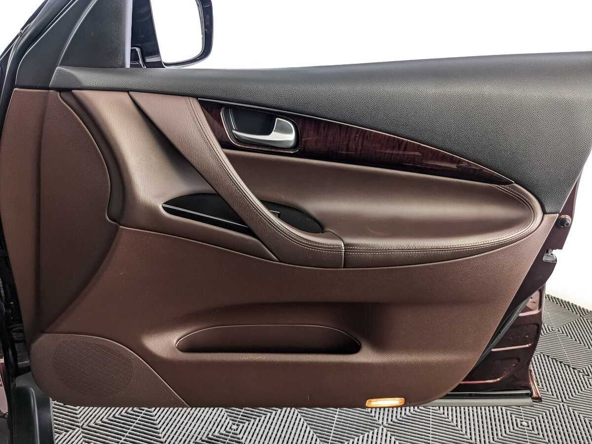 Infiniti EX с пробегом — 2013 год. Фото: #20