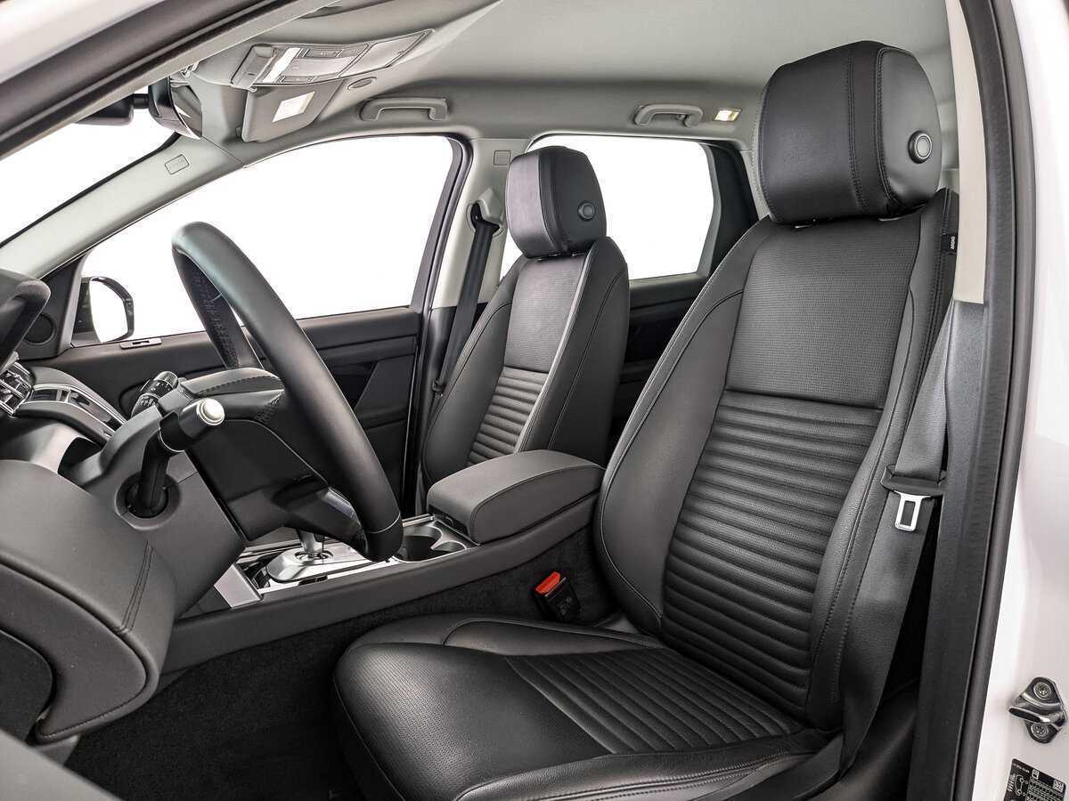 Land Rover Discovery Sport с пробегом — 2022 год. Фото: #15