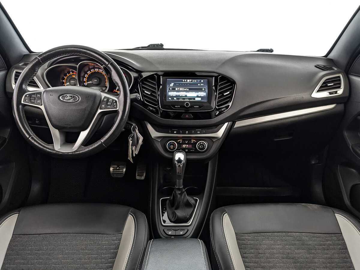 Lada (ВАЗ) Vesta с пробегом — 2019 год. Фото: #9