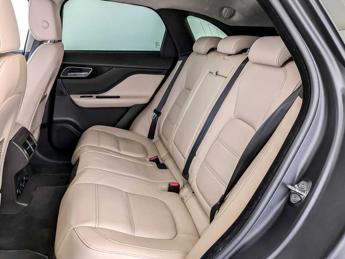 Jaguar F-Pace с пробегом — 2018 год. Фото: #9