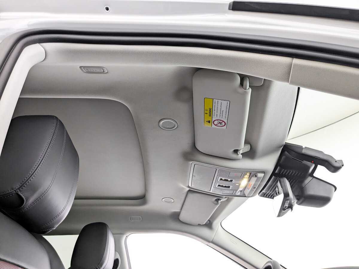 Land Rover Range Rover Evoque с пробегом — 2023 год. Фото: #19