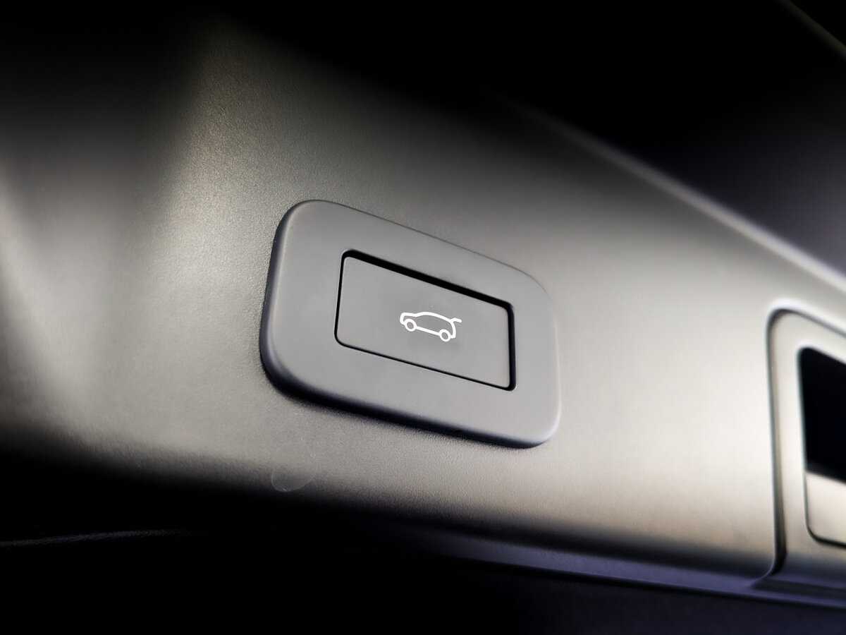 Land Rover Range Rover Evoque с пробегом — 2023 год. Фото: #24