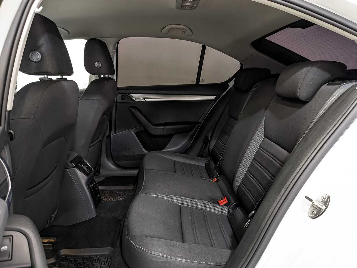 Skoda Octavia с пробегом — 2018 год. Фото: #13