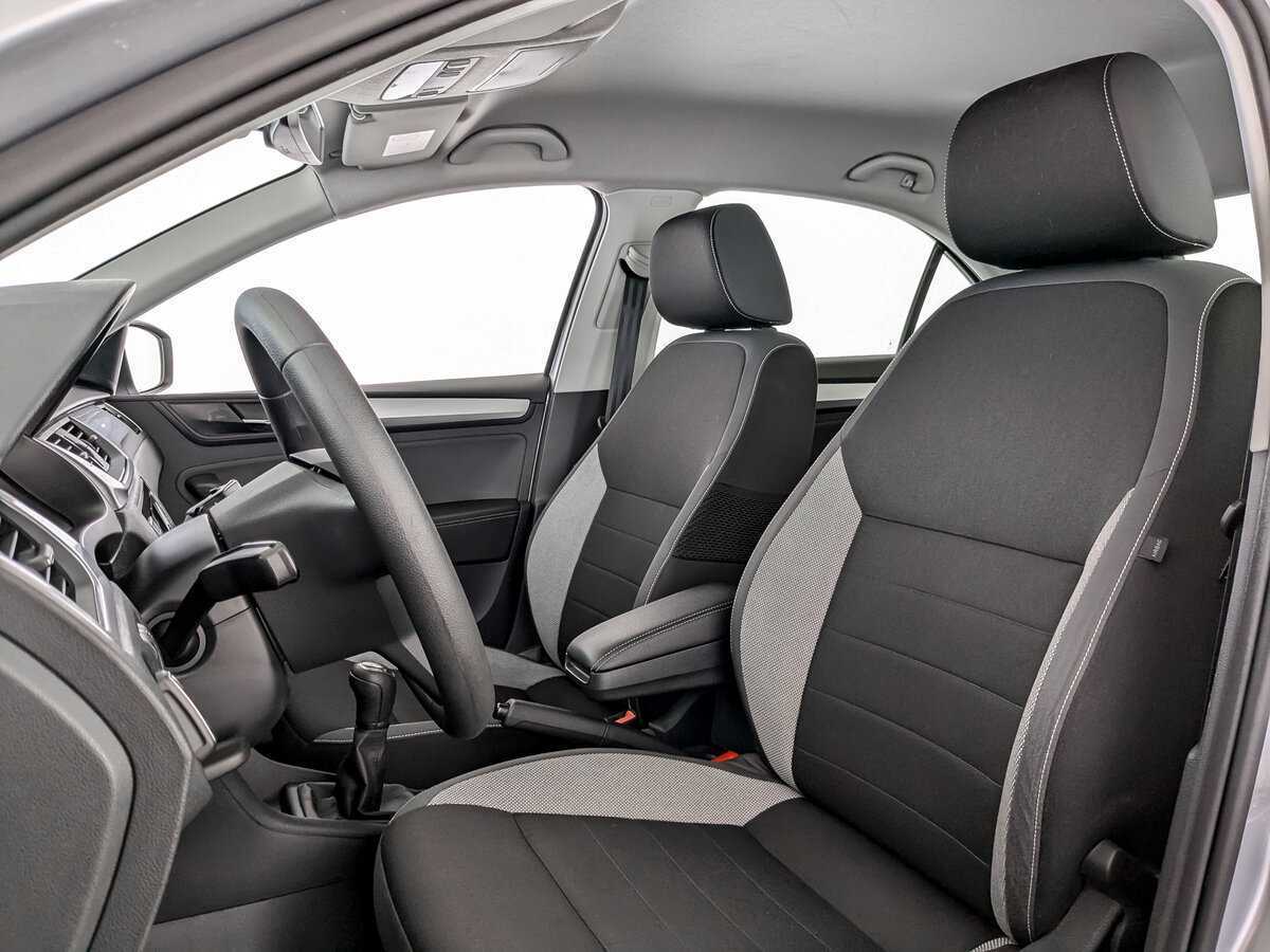 Skoda Rapid с пробегом — 2018 год. Фото: #15