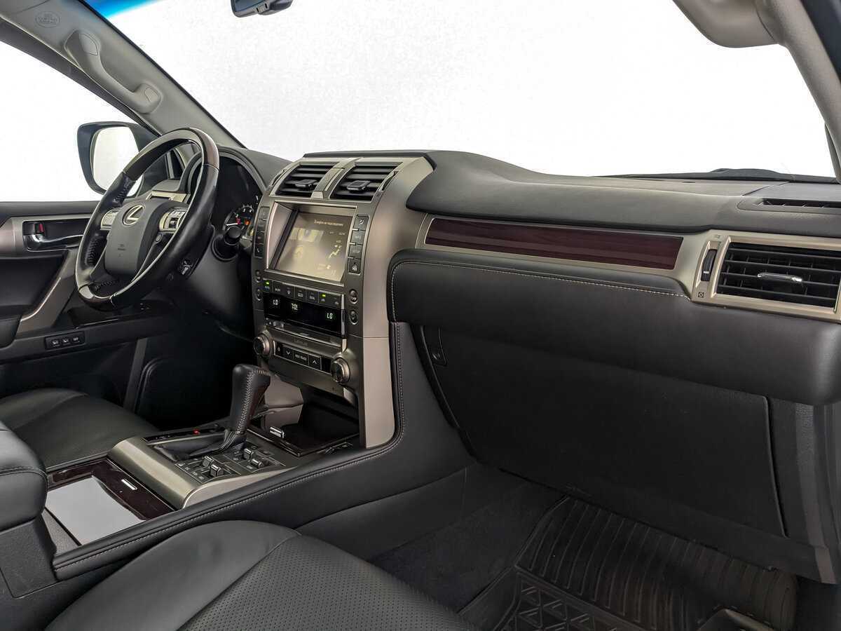 Lexus GX с пробегом — 2017 год. Фото: #8