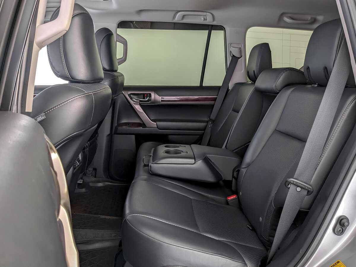 Lexus GX с пробегом — 2017 год. Фото: #9