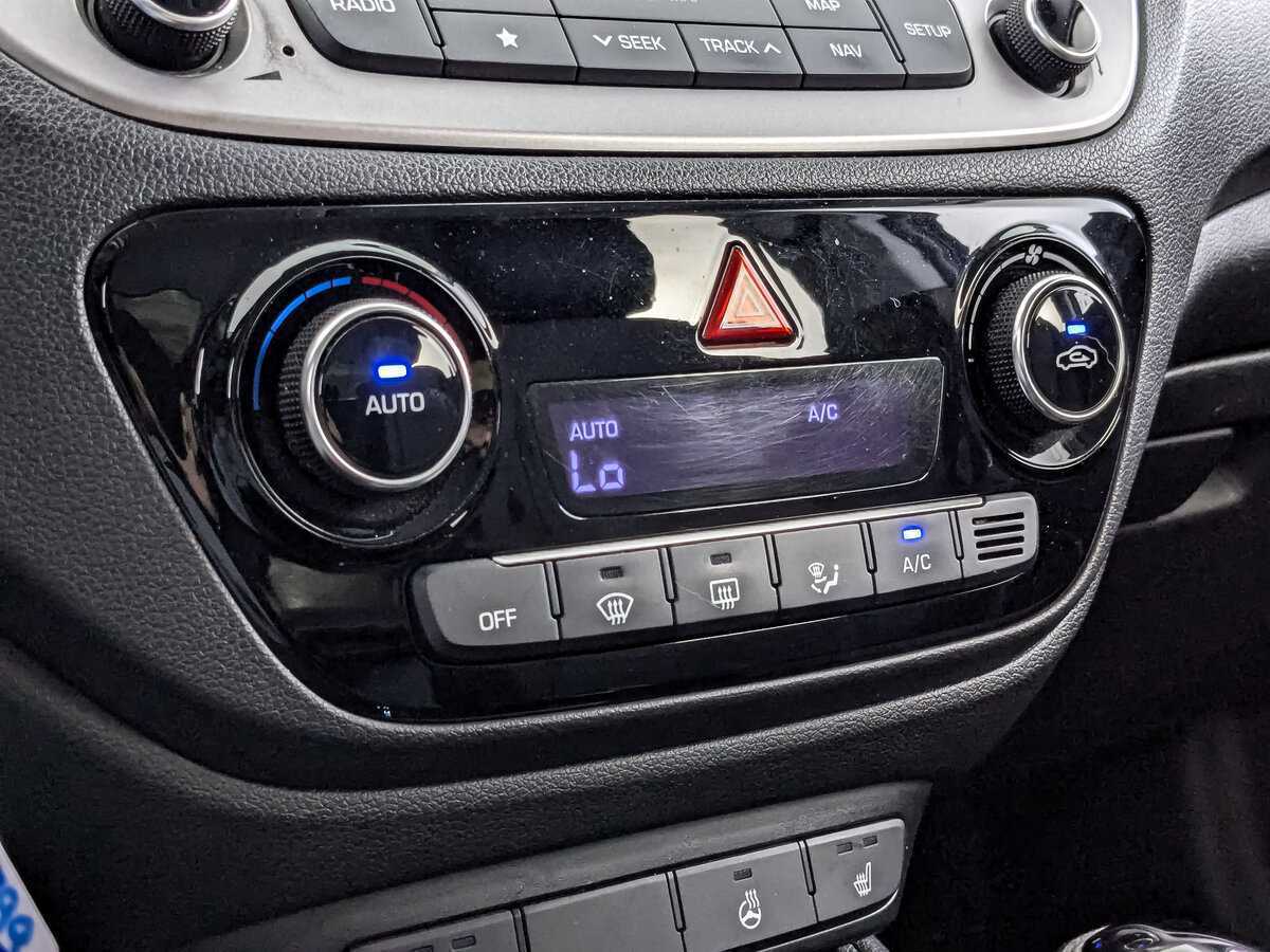 Hyundai Solaris с пробегом — 2018 год. Фото: #16