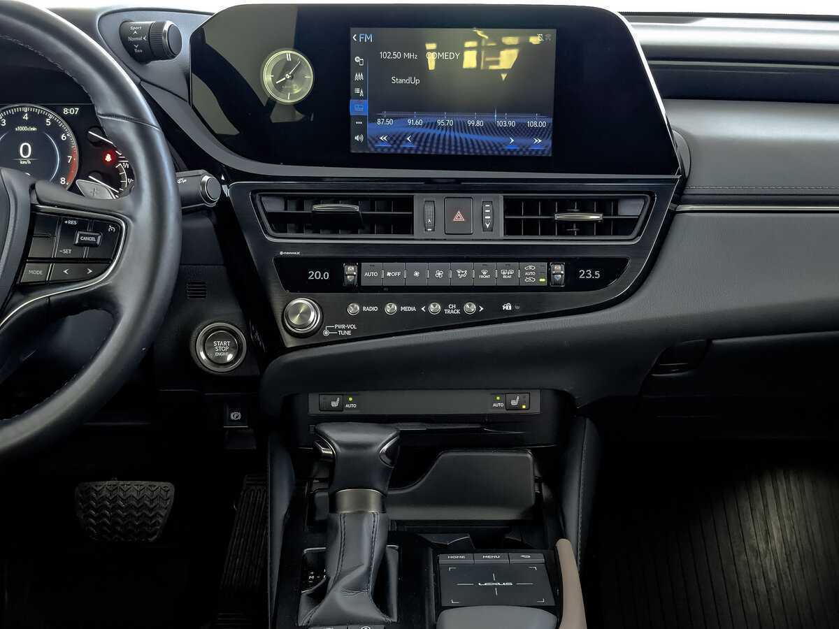 Lexus ES с пробегом — 2021 год. Фото: #11