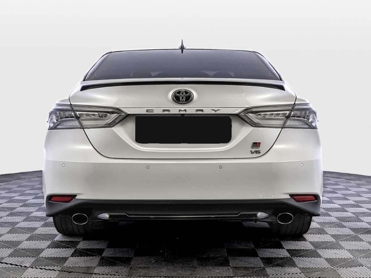 Toyota Camry с пробегом — 2022 год. Фото: #5
