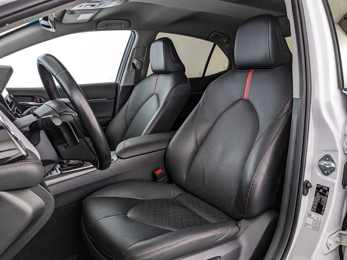 Toyota Camry с пробегом — 2022 год. Фото: #15