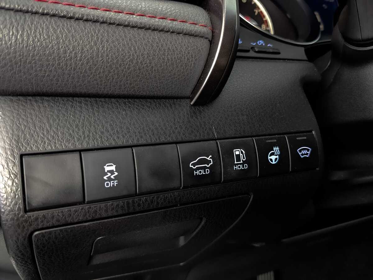 Toyota Camry с пробегом — 2022 год. Фото: #22