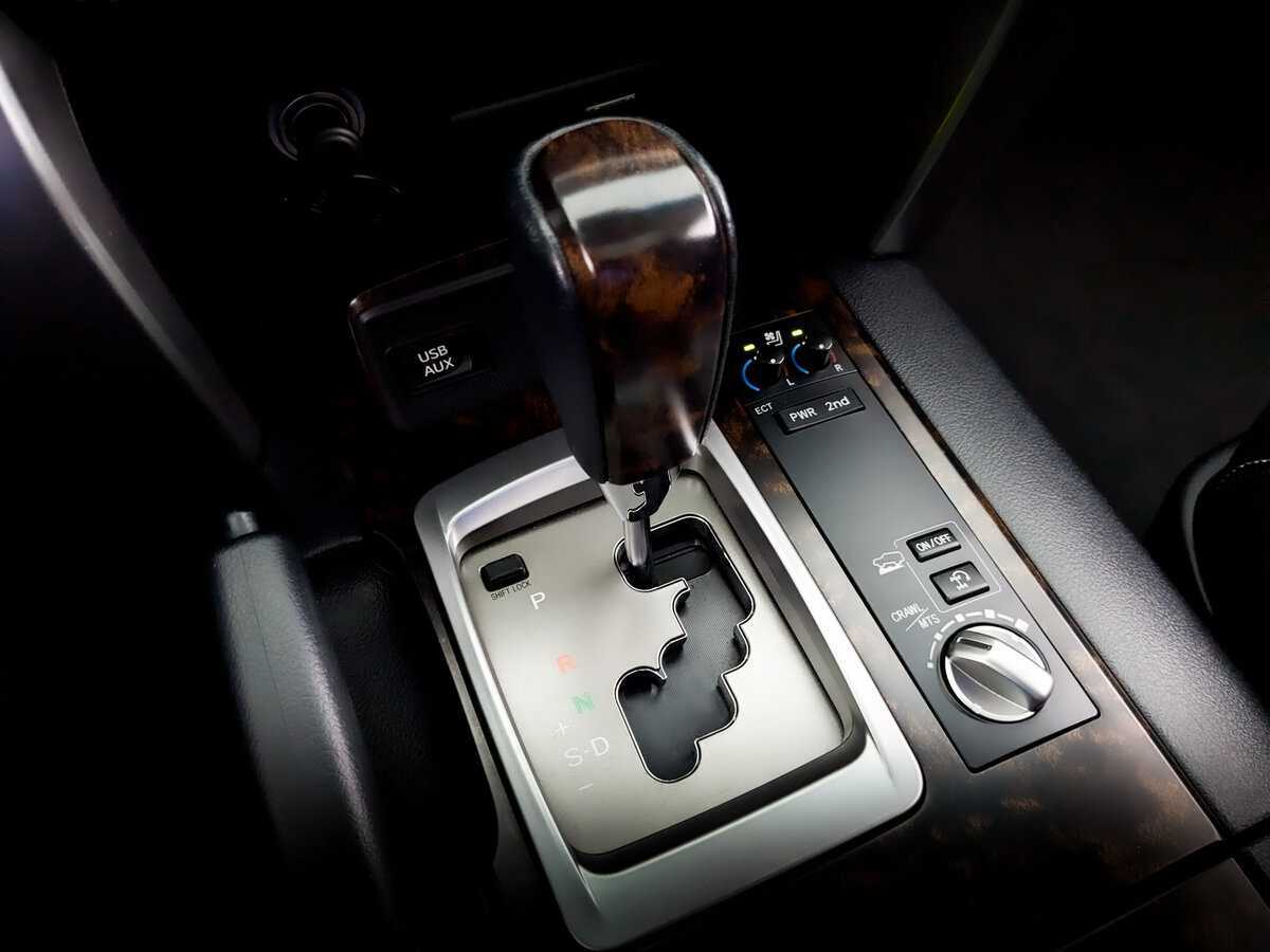 Toyota Land Cruiser с пробегом — 2014 год. Фото: #23