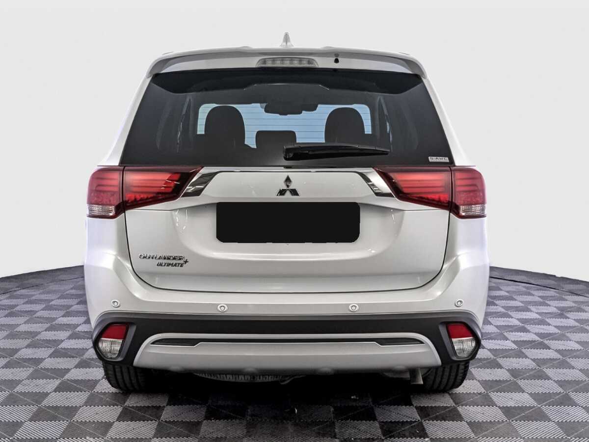 Mitsubishi Outlander с пробегом — 2021 год. Фото: #5