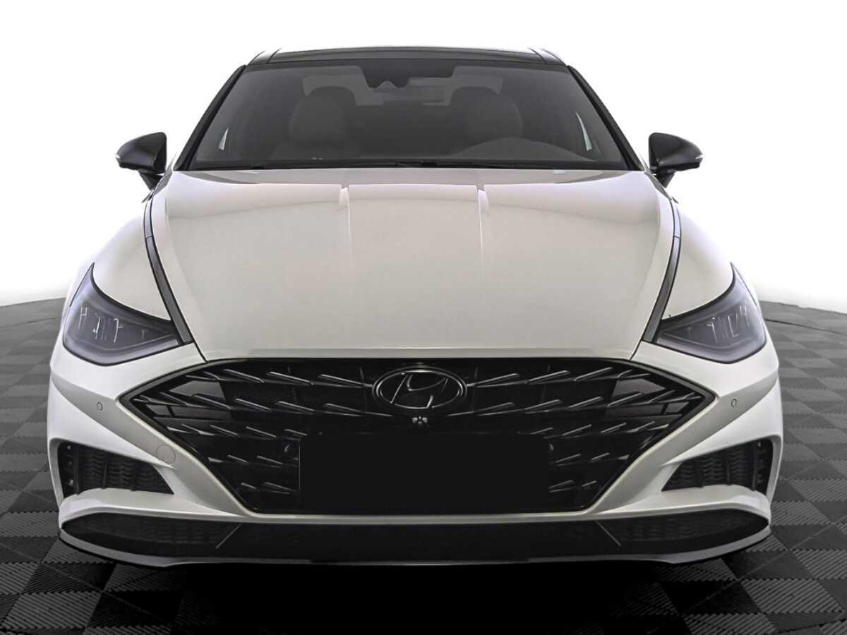 Hyundai Sonata с пробегом — 2023 год. Фото: #1