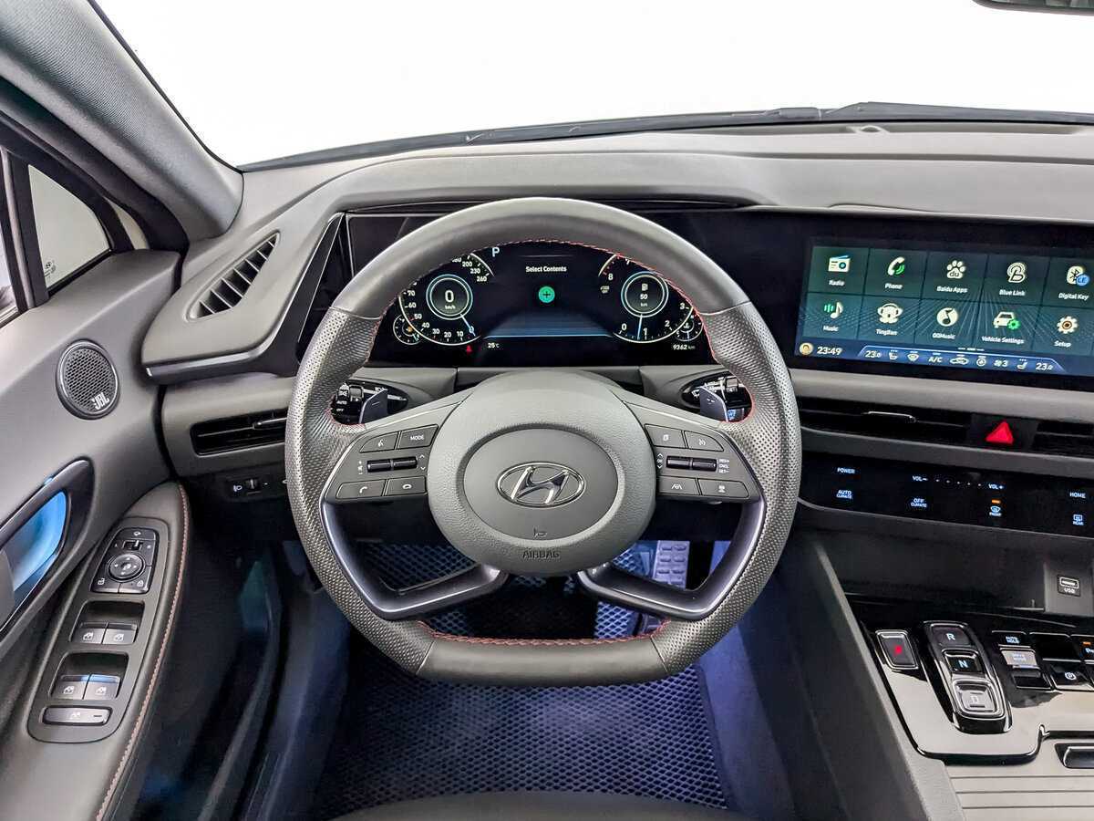 Hyundai Sonata с пробегом — 2023 год. Фото: #16