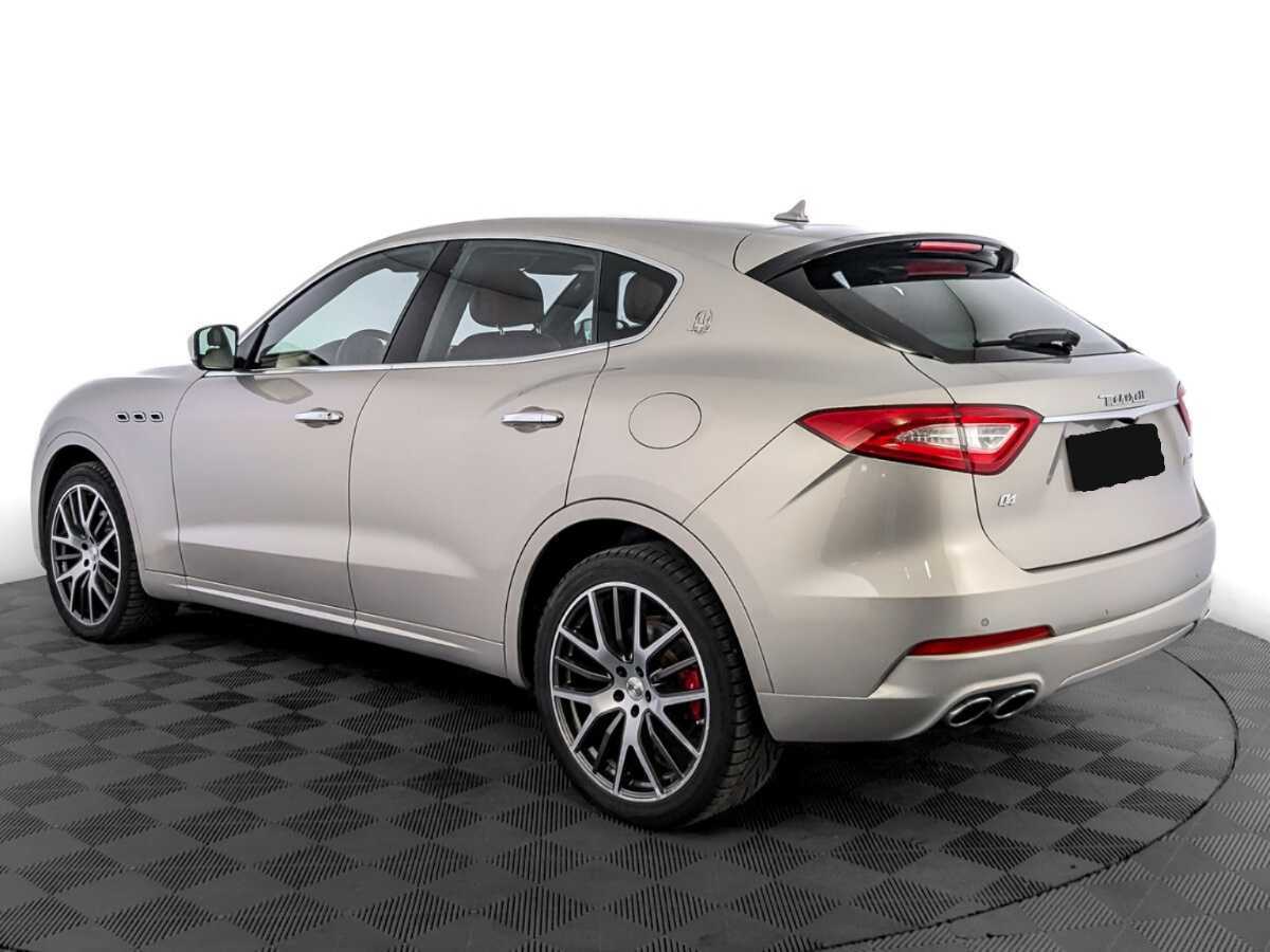 Maserati Levante с пробегом — 2017 год. Фото: #6