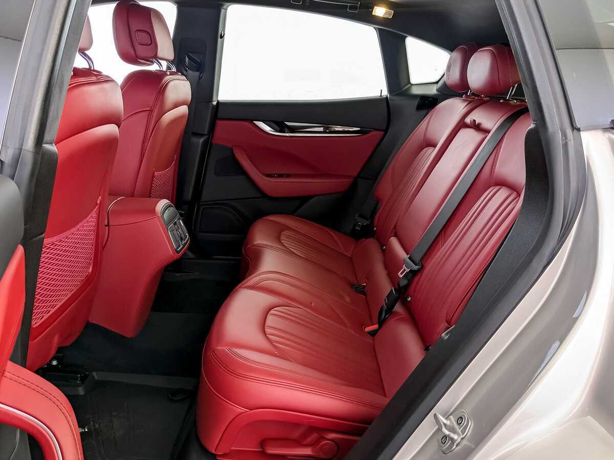 Maserati Levante с пробегом — 2017 год. Фото: #9