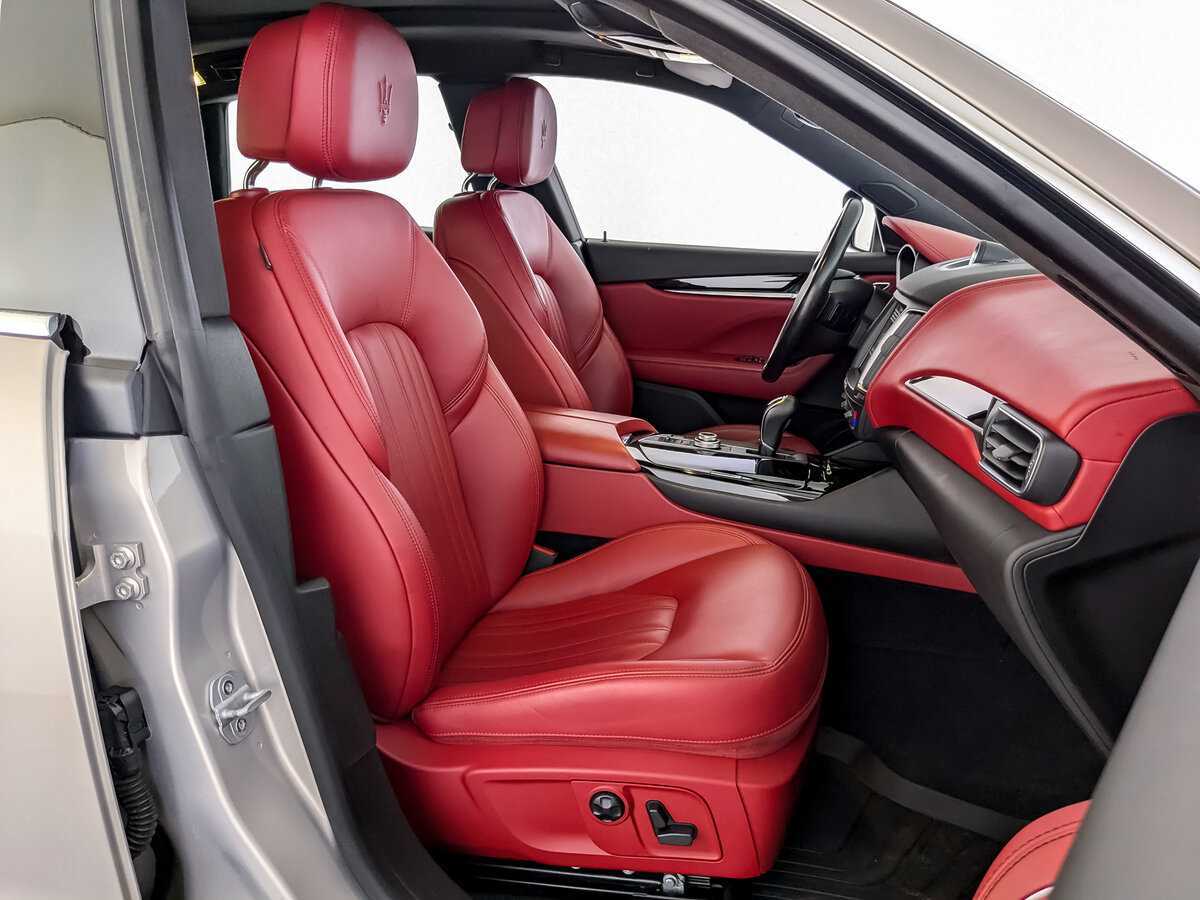 Maserati Levante с пробегом — 2017 год. Фото: #18