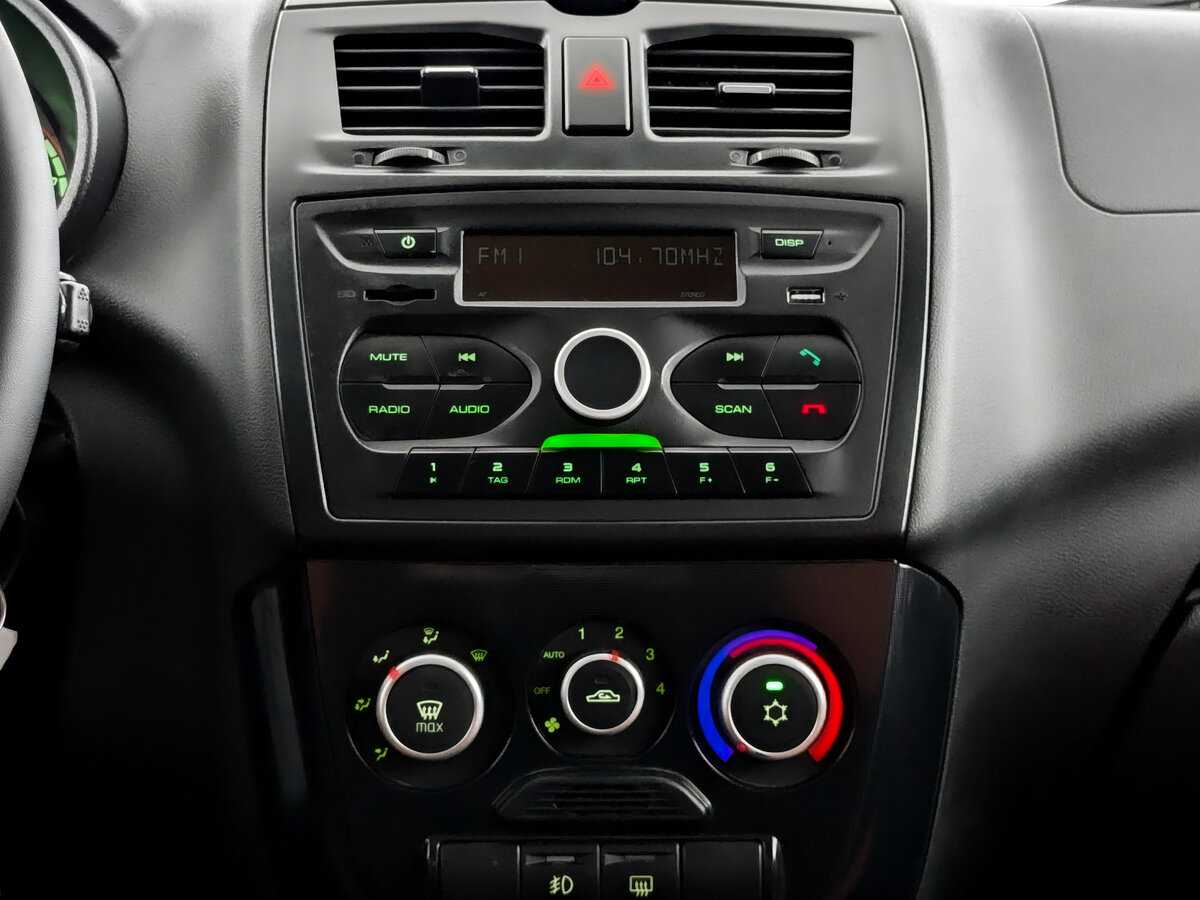 Lada (ВАЗ) Kalina с пробегом — 2017 год. Фото: #12