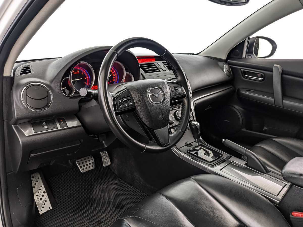 Mazda 6 с пробегом — 2011 год. Фото: #10