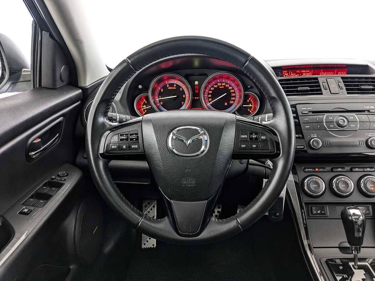 Mazda 6 с пробегом — 2011 год. Фото: #17