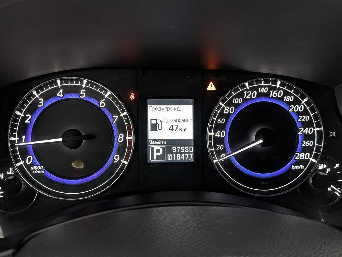 Infiniti EX с пробегом — 2012 год. Фото: #11