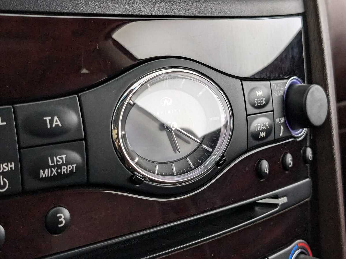 Infiniti EX с пробегом — 2012 год. Фото: #23