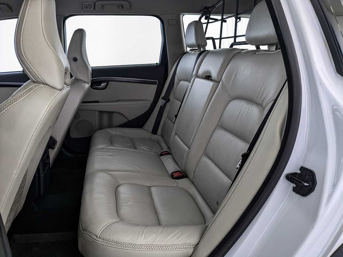 Volvo XC70 с пробегом — 2012 год. Фото: #13