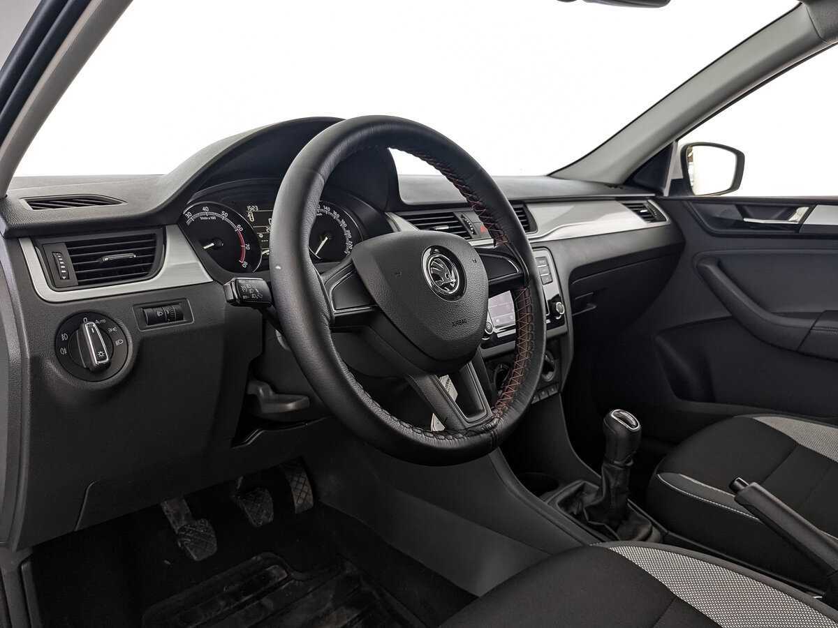 Skoda Rapid с пробегом — 2019 год. Фото: #10