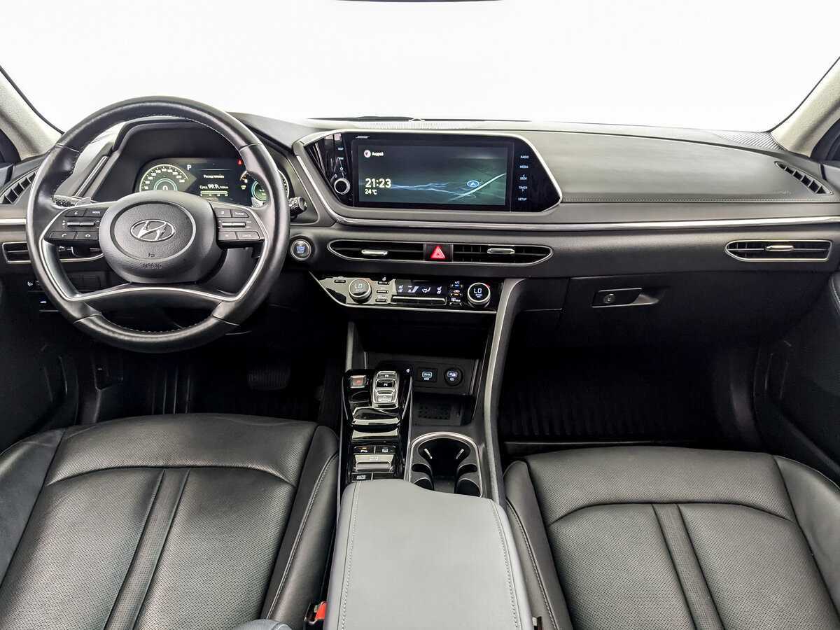 Hyundai Sonata с пробегом — 2022 год. Фото: #11