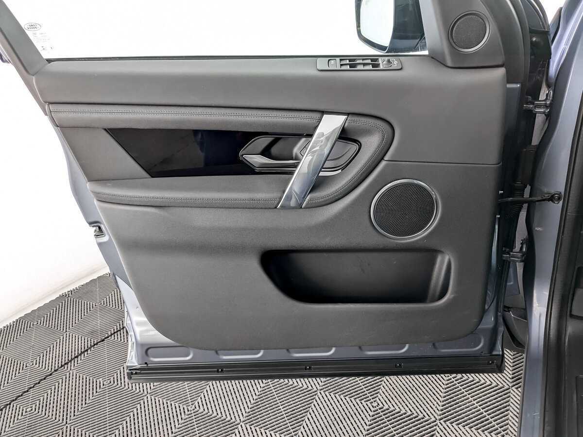 Land Rover Discovery Sport с пробегом — 2022 год. Фото: #14