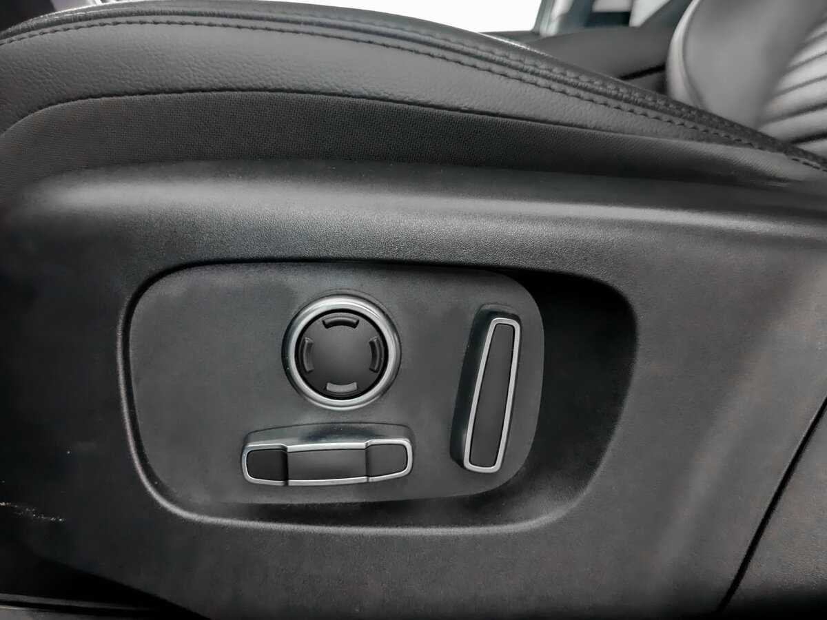 Land Rover Discovery Sport с пробегом — 2022 год. Фото: #16