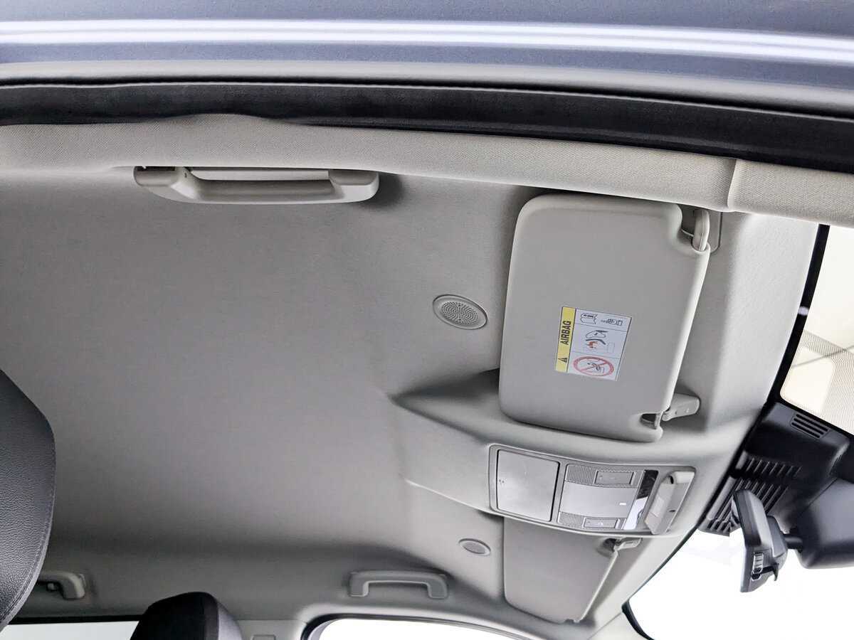 Land Rover Discovery Sport с пробегом — 2022 год. Фото: #17