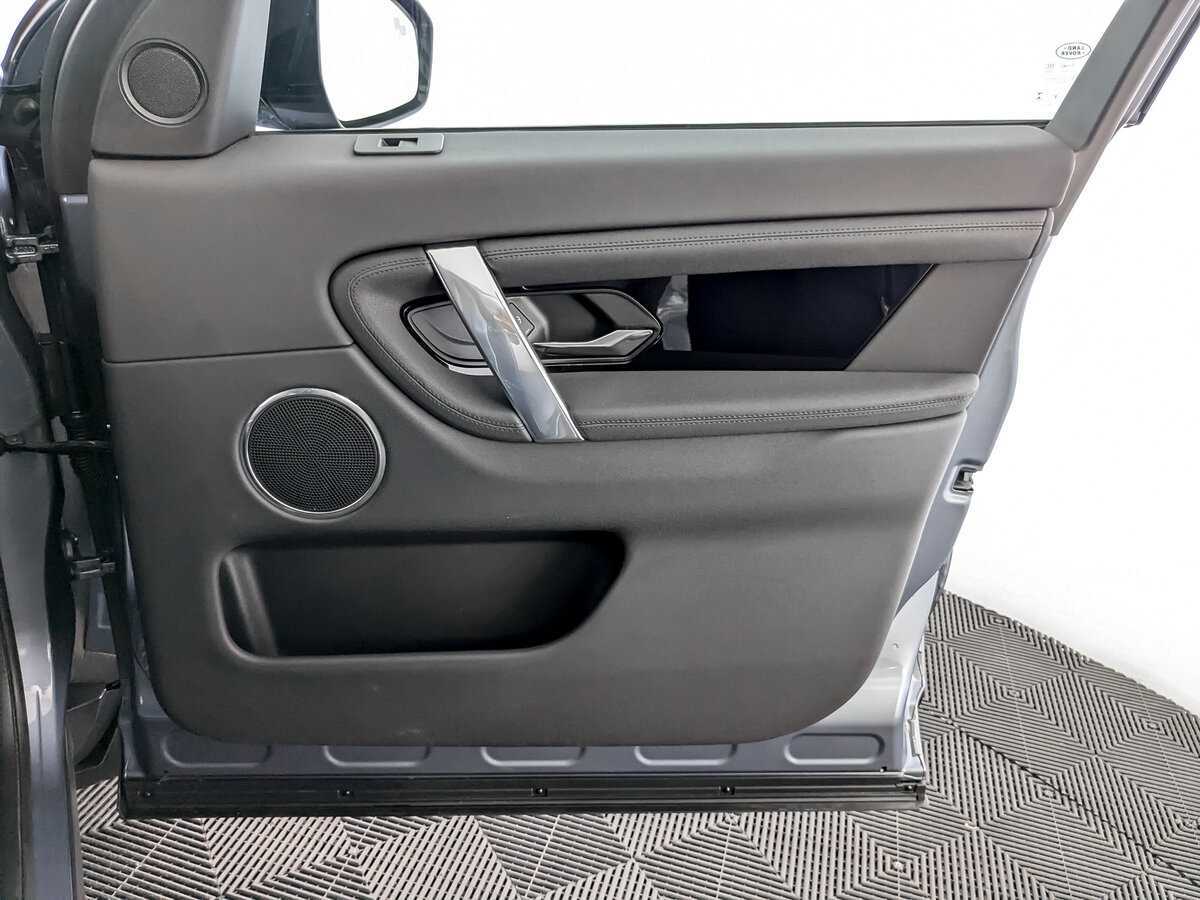 Land Rover Discovery Sport с пробегом — 2022 год. Фото: #20