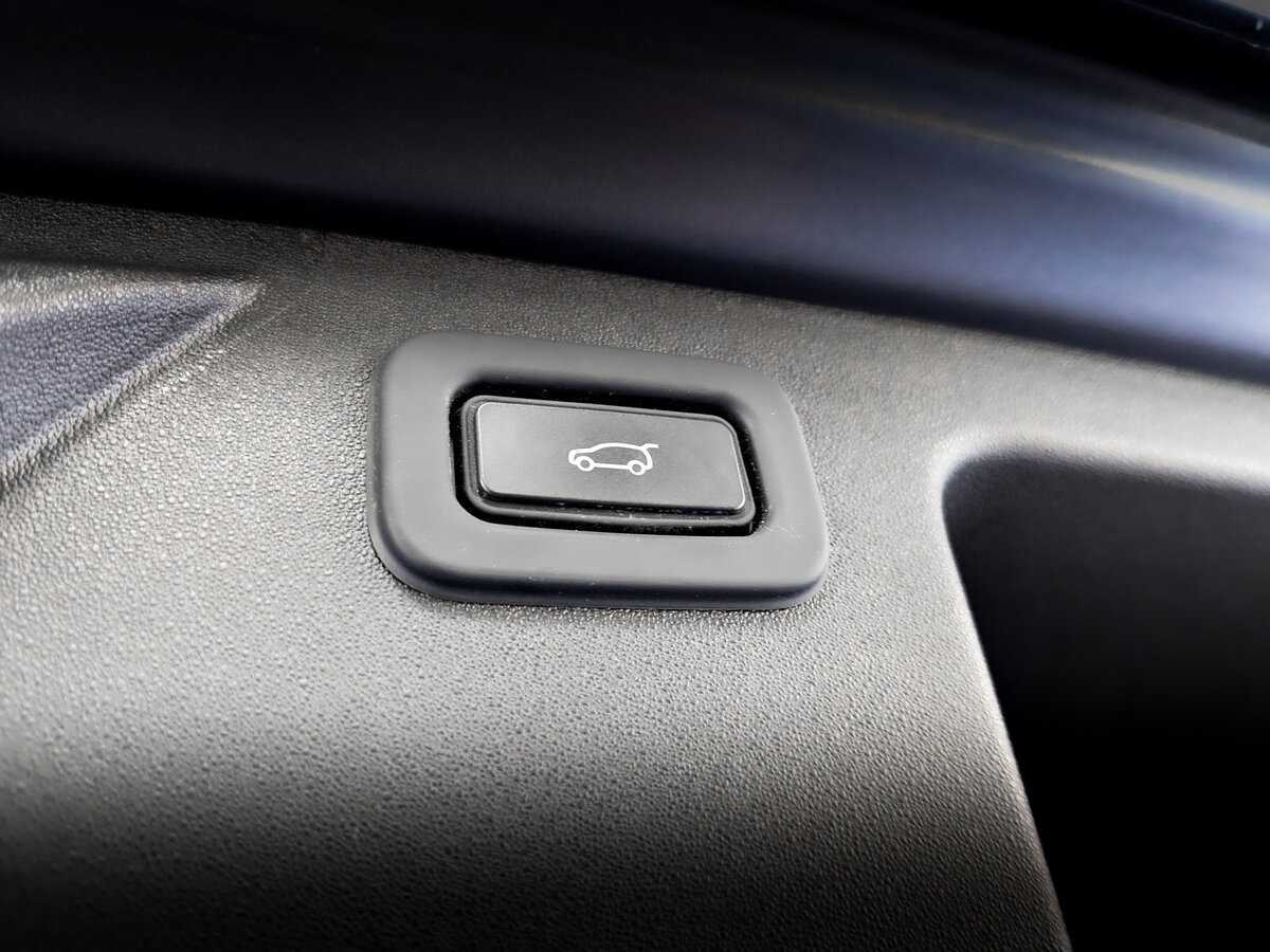 Land Rover Discovery Sport с пробегом — 2022 год. Фото: #21