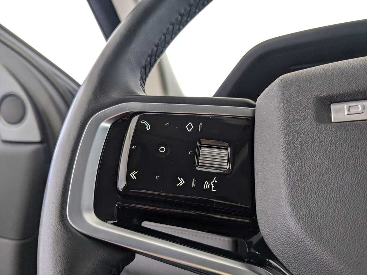 Land Rover Discovery Sport с пробегом — 2022 год. Фото: #24