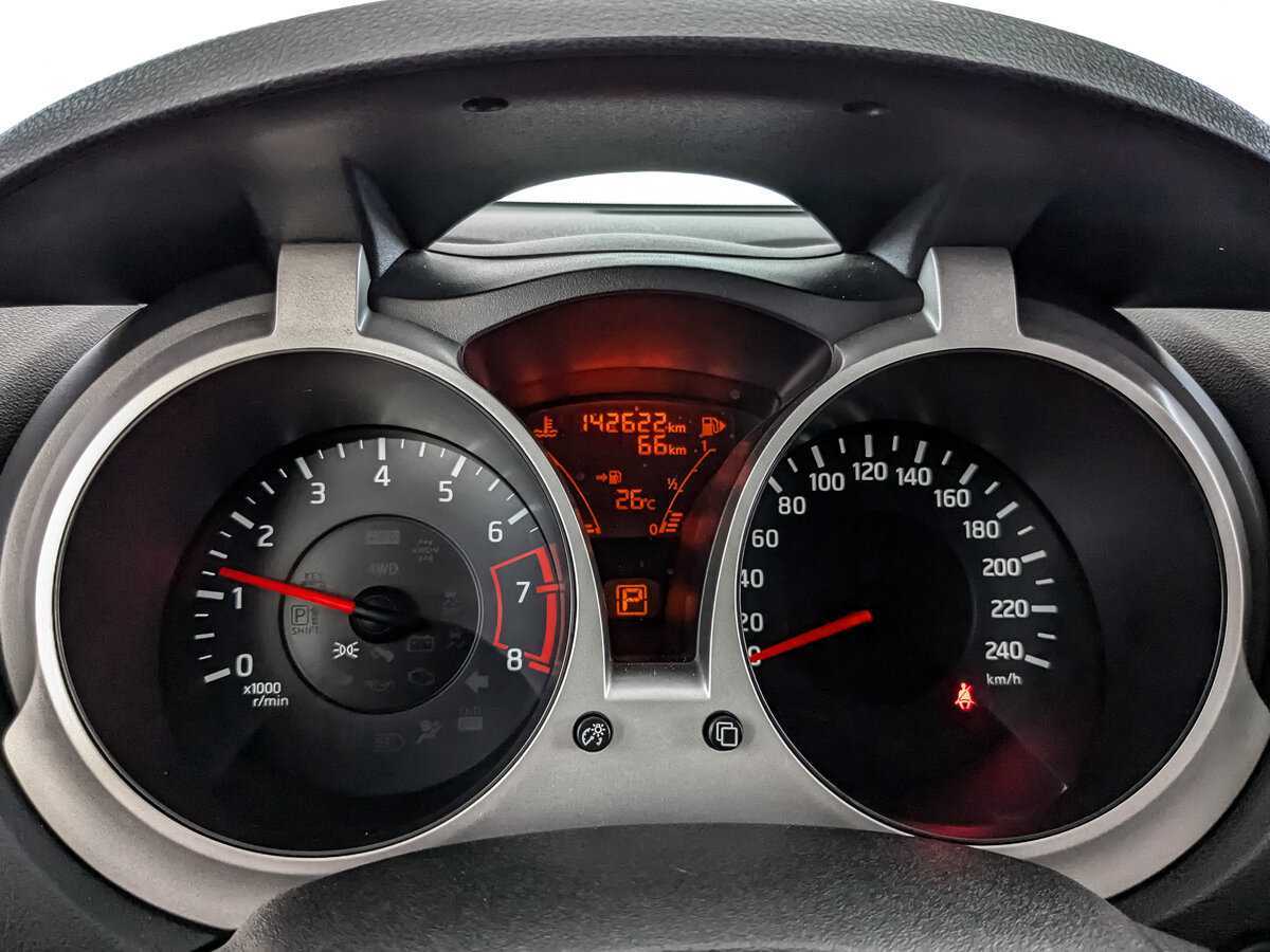 Nissan Juke с пробегом — 2013 год. Фото: #11