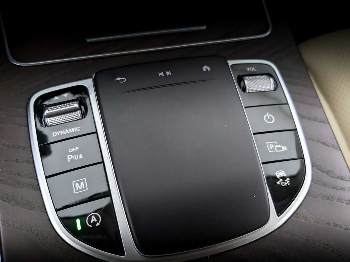 Mercedes-Benz GLC с пробегом — 2019 год. Фото: #22